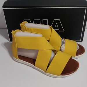 Mia Sandy women's sandals size 6M ;8.5 M